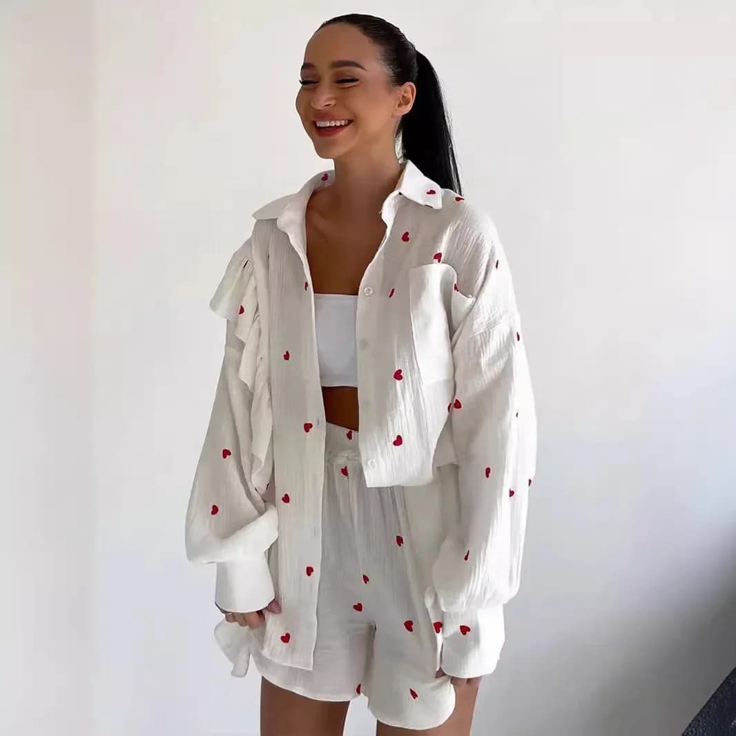 2026 New Cotton Yarn Printed Lotus Leaf Edge Heart-shaped Strawberry Printed Shirt Shorts Set Suitable for Daily Casual Wear