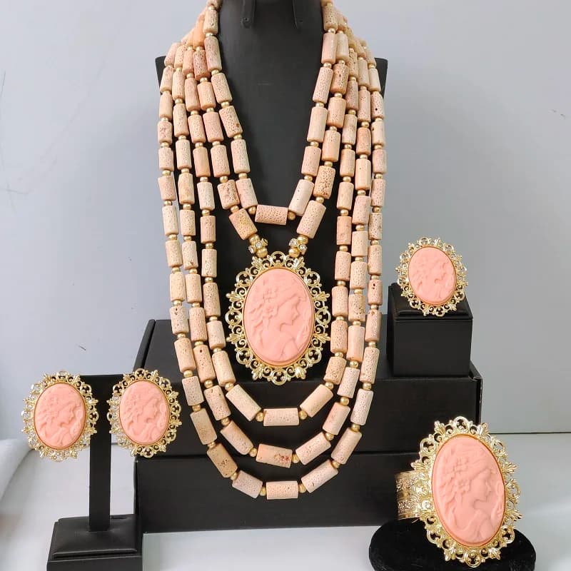 Set di Gioielli con Perle di Corallo Africano per Matrimonio Nigeriano 2026