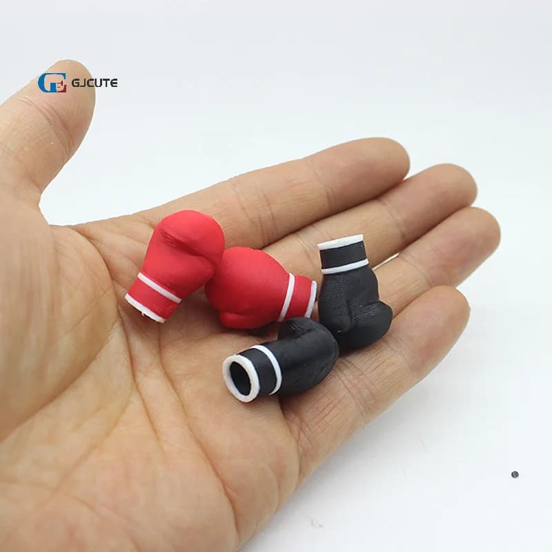 1/12 Mini figura per casa delle bambole modello sacco da boxe con guantoni da boxe casa delle bambole decorazione scena palestra accessori per casa delle bambole