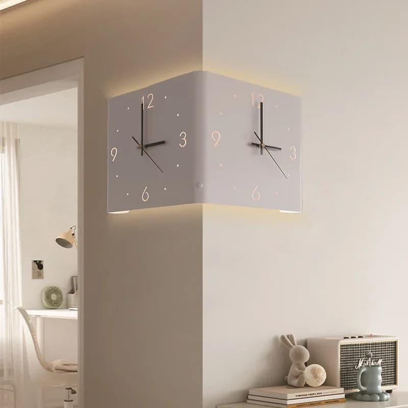Orologio da parete creativo ad angolo ad arco Seduta Soggiorno Orologio decorativo da parete silenzioso ad angolo bifacciale Decorazione della casa