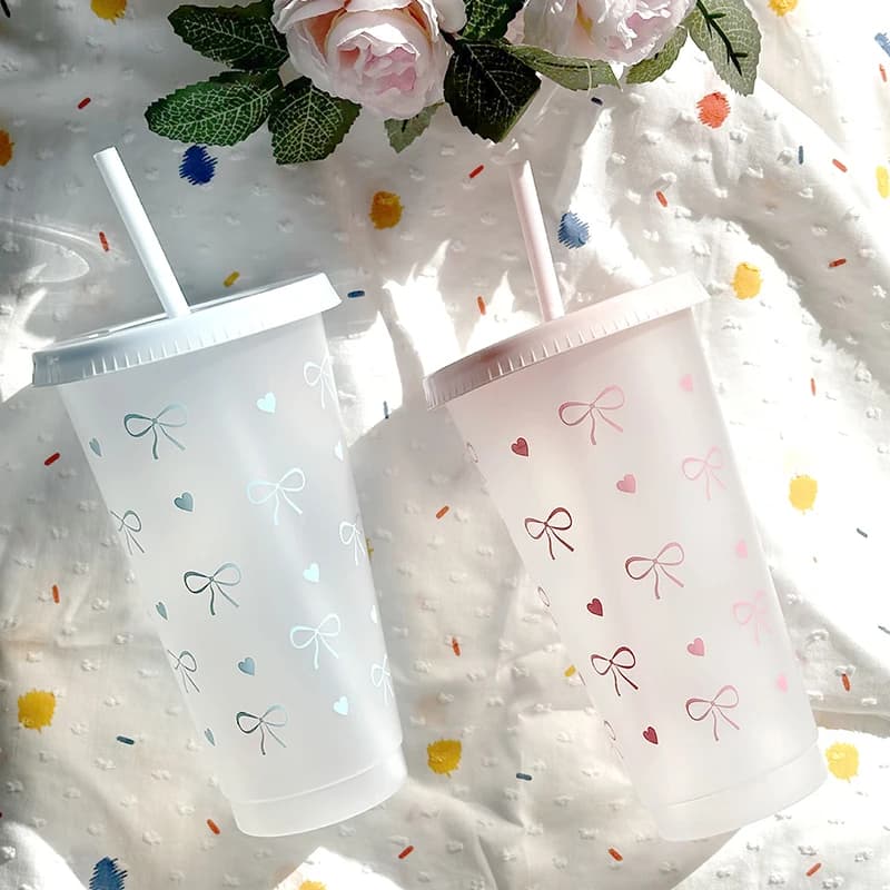 700ml Kawaii Water Bottle Aesthetic Tumbler Ice Coffee Juice Tea Cute Bowknot Plastic Cups Straw Lid Portable Drinking Bottle