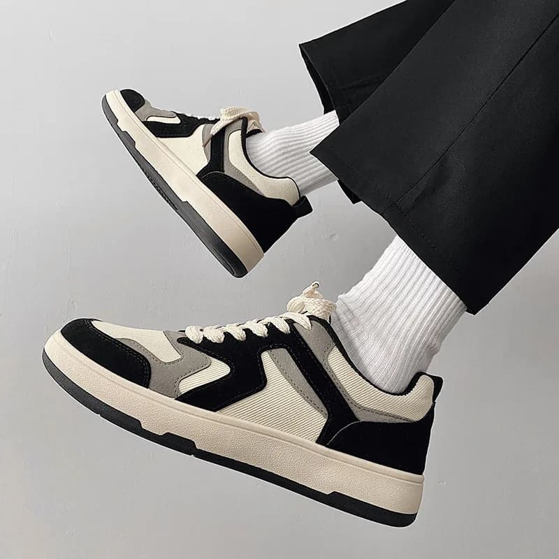 2025 Scarpe di tela da uomo Sneakers di moda Appartamenti comodi Scarpe sportive da uomo all'aperto Scarpe primaverili estive traspiranti Sneaker goffe