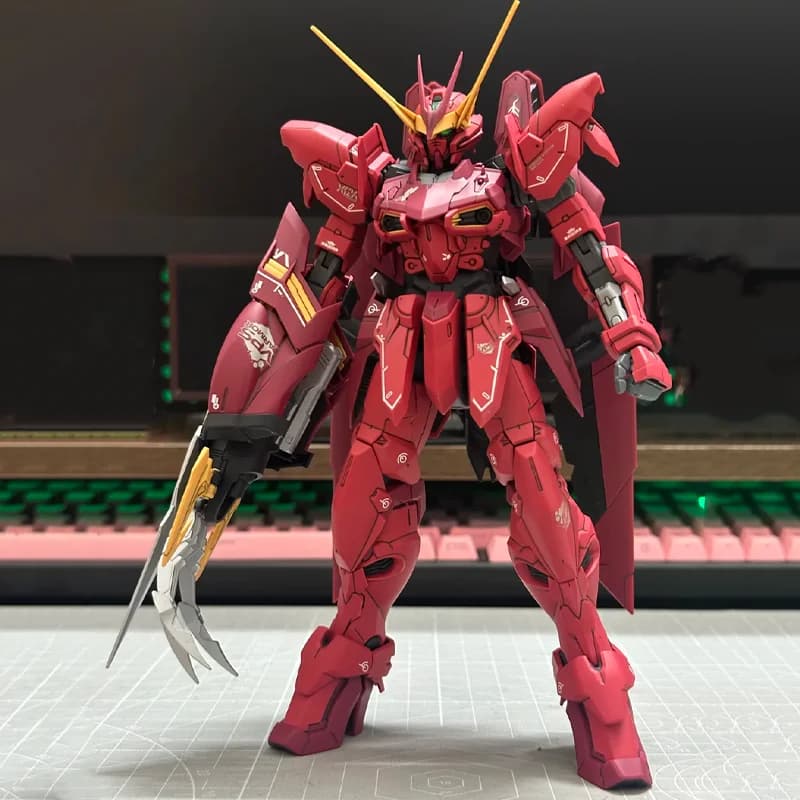 MG 1/100 Red Testament Divine Soldier Mech Kit di Montaggio Modello Action Figure Giocattoli Puzzle per Ragazzi Ornamento da Scrivania Regalo da Collezione