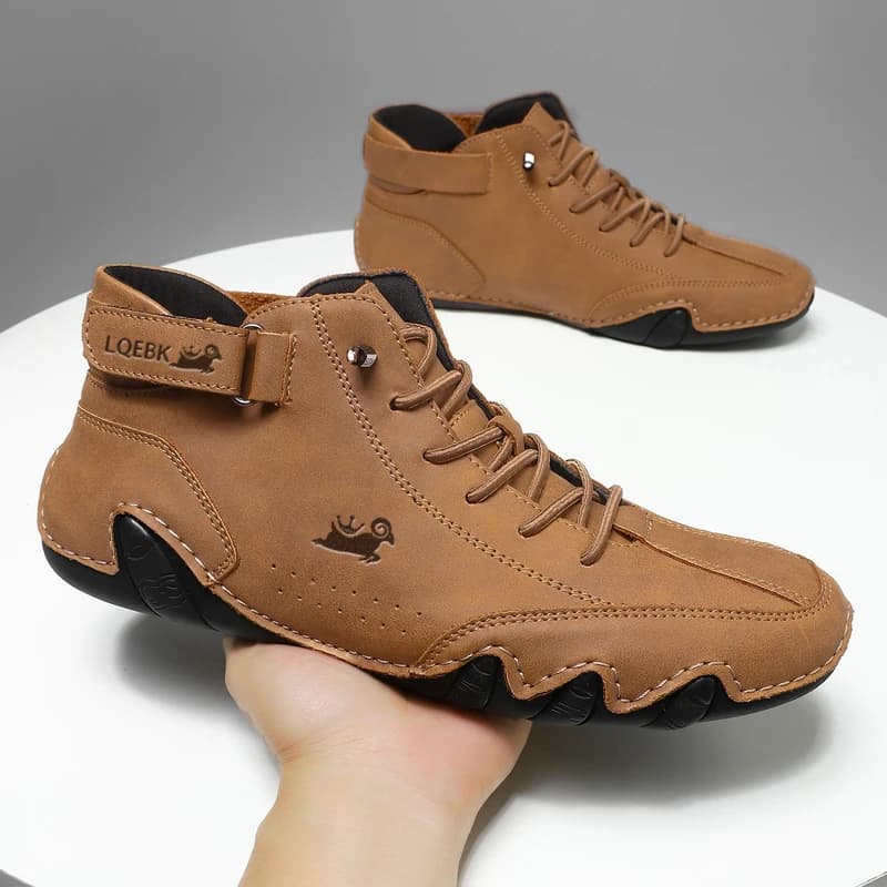 Men's Leather Shoes Casual Sneakers 2025 Waterproof Motorcycle Boots Italian Brand Men's Shoes High Quality Luxury Moccasins