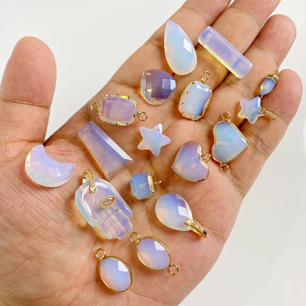 2 pendenti in opale bianco con ciondoli a forma di goccia d'acqua a forma di cuore rotondo e quadrato per la creazione di gioielli, orecchini, collane, braccialetti fai da te