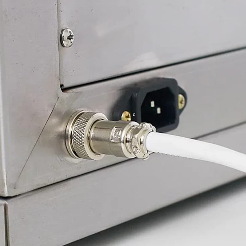 Induction electrical machine for sealing bread bags and punching U-stops for sausages