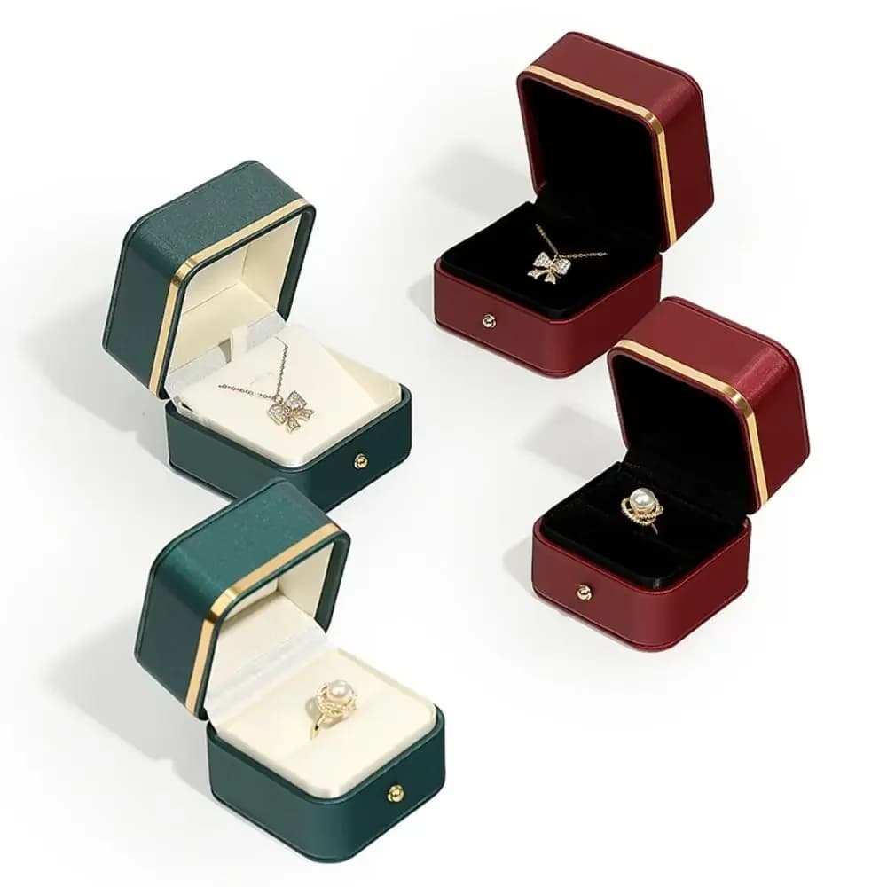 Fashion PU Leather Square Ring Box Gold Trim Elegant Ring Storage Case Velvet Interior Jewelry Packaging Wedding