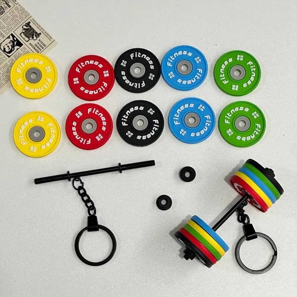 Mini keyring with barbell plates with D-shaped buckle water cups simulation handlebars keychain creative kettlebells