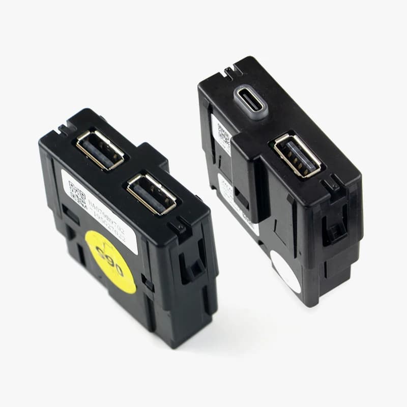 5QD035726L 3GB035954 Rear USB Socket charging USB Type-C Interface Socket Plug For VW T-roc Passat B8 Tiguan L Jetta Audi Skoda