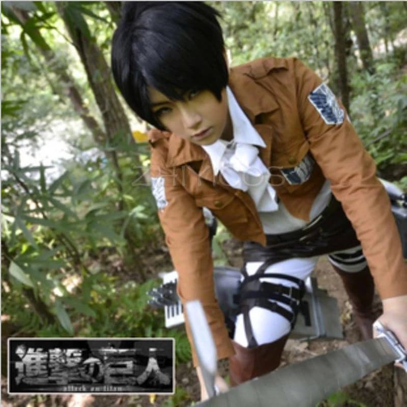 Costume Cosplay Attack on Titan Shingeki no Kyojin Levi/Eren, Abiti con Mantello, Costumi di Halloween per Donne/Uomini, Disfraces di Carnevale