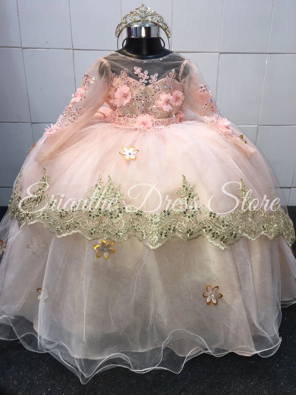 Abito da ragazza di fiore in pizzo con applicazioni 3D gonfio in tulle rosa chiaro per matrimoni, feste di compleanno per bambini, abiti da ballo per prima comunione personalizzati