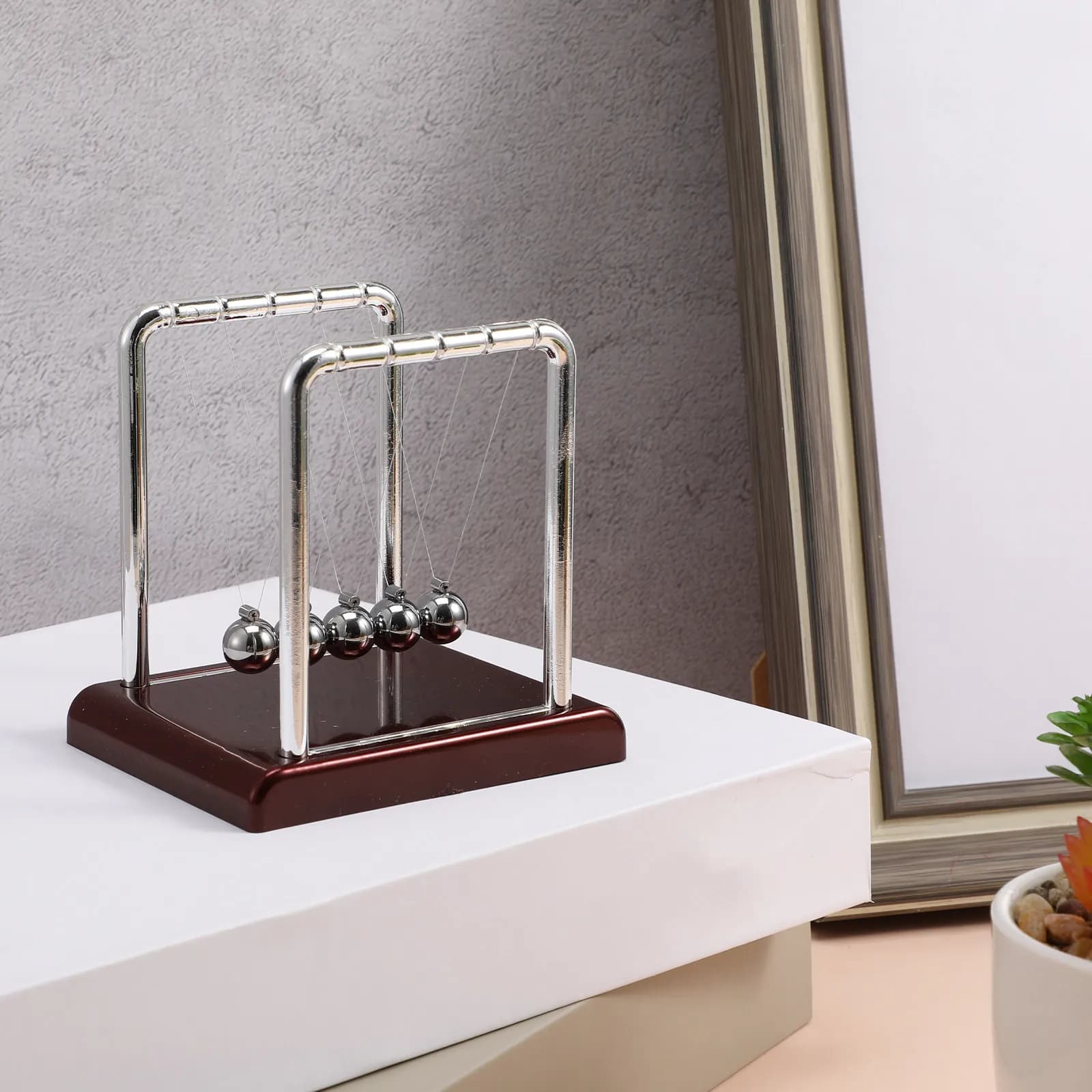 Sfera Pendolo di Newton in Metallo a Forma Quadrata, Decorazione da Scrivania per Ufficio, Casa, Studio e Relax