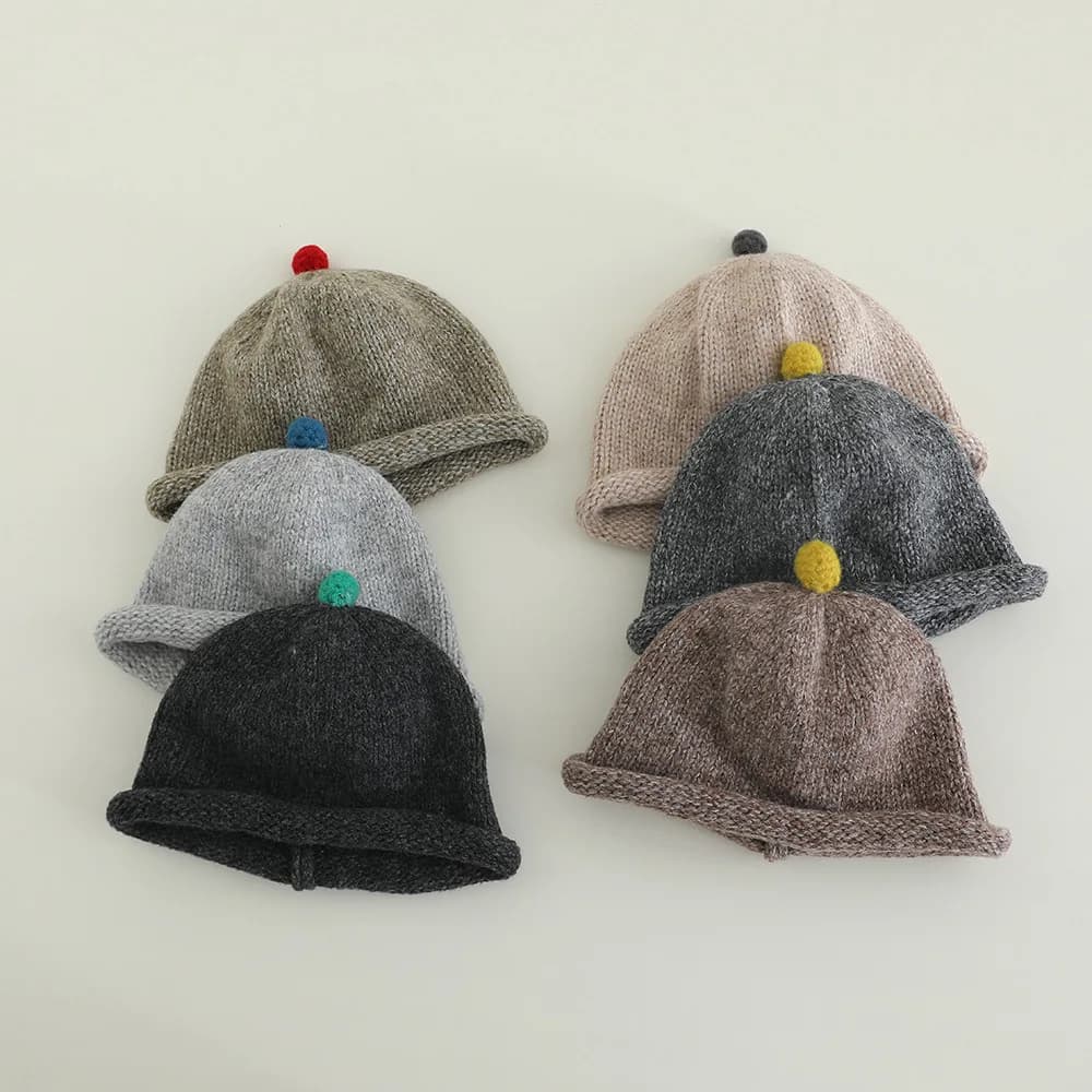 Cappello caldo lavorato a maglia per bambino Autunno Inverno Neonato antivento Berretto per neonato Ragazza Ragazzo Filato morbido Paraorecchie Cappelli a prova di freddo Cappuccio ciuccio