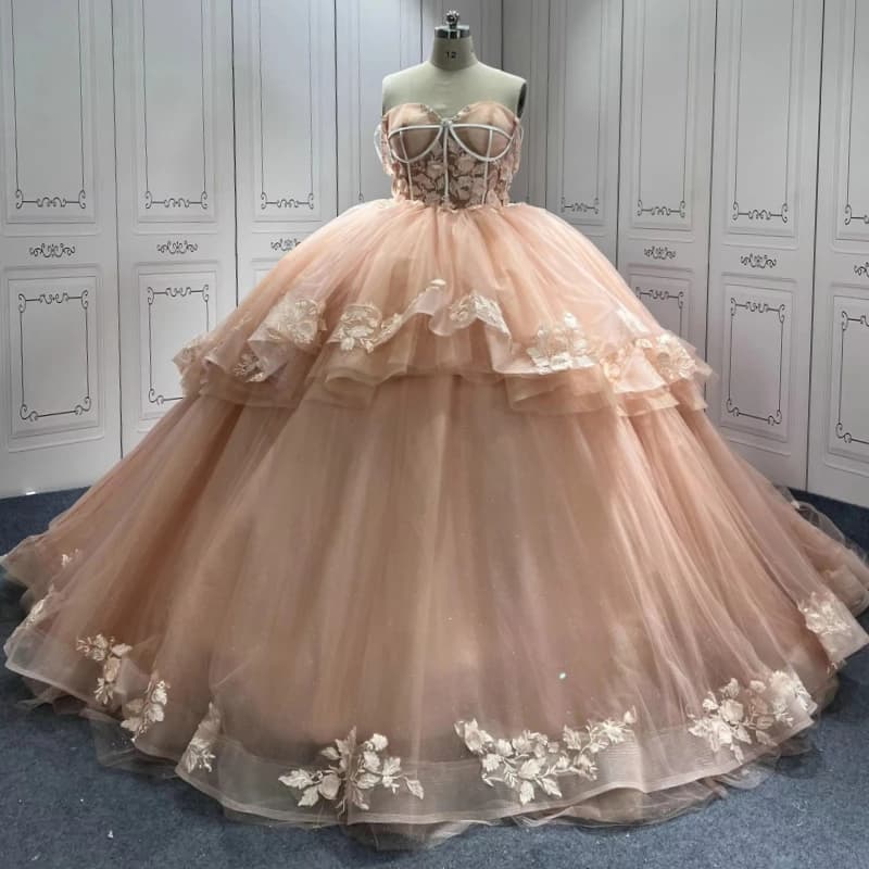 Abiti stile Quinceanera rosa con spalle scoperte Abito da ballo dolce 16 Abito applique Perline di pizzo Tull Festa di compleanno Abiti 15 De Anos