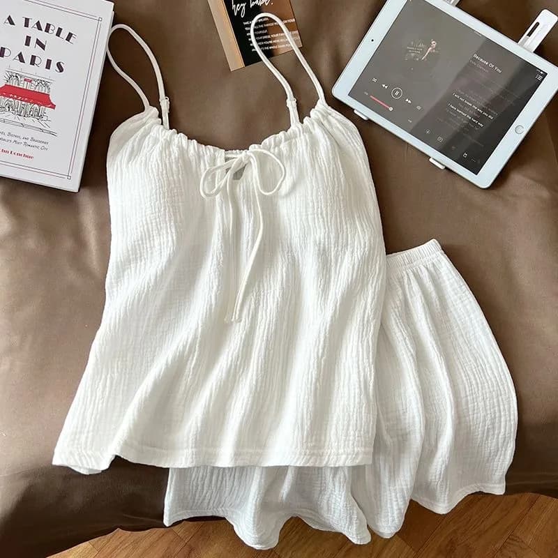 Set cotton pajamas for sweet girls with top bra padding with adjustable spaghetti strap Wide shorts Set of simple wearable women's homewear