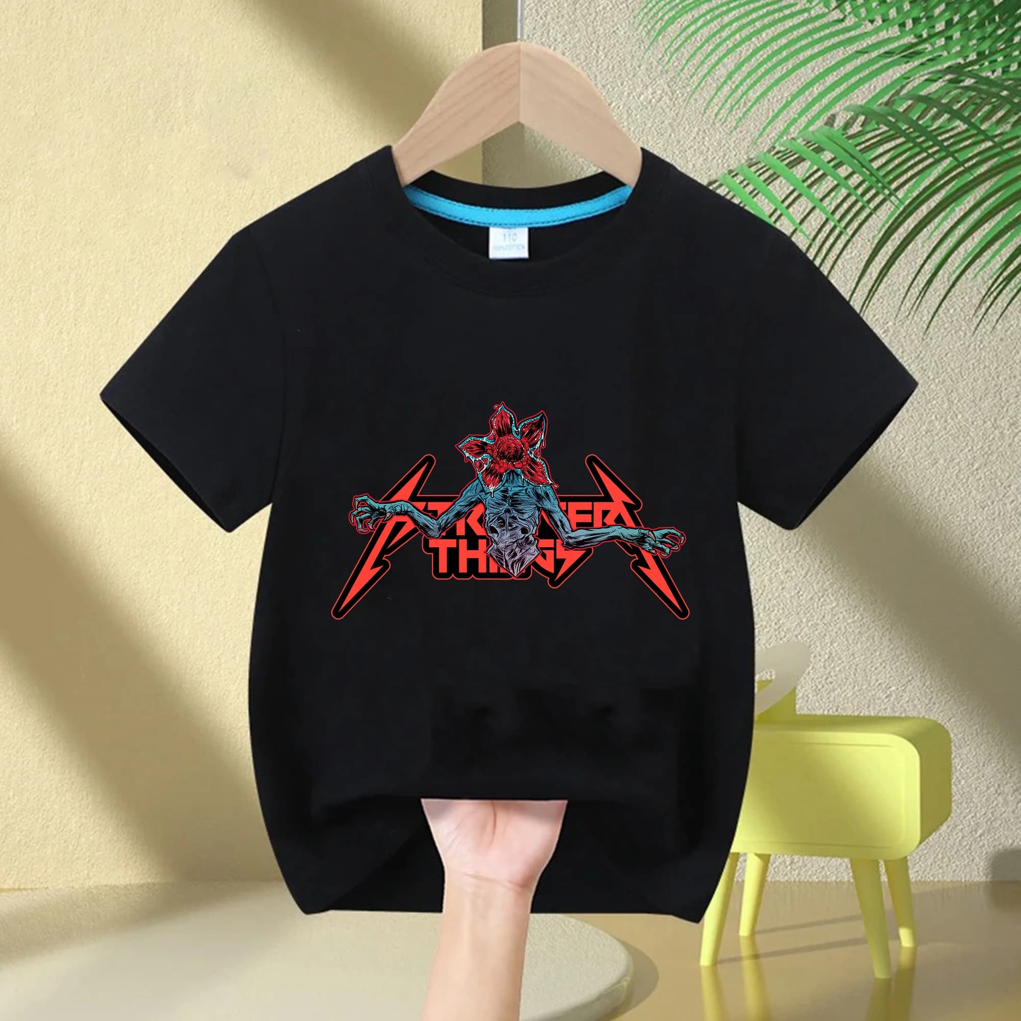 T-shirt con stampa Demogorgon di Stranger Things per ragazzi e ragazze, classica maglietta a maniche corte con design invertito del 1983, regalo
