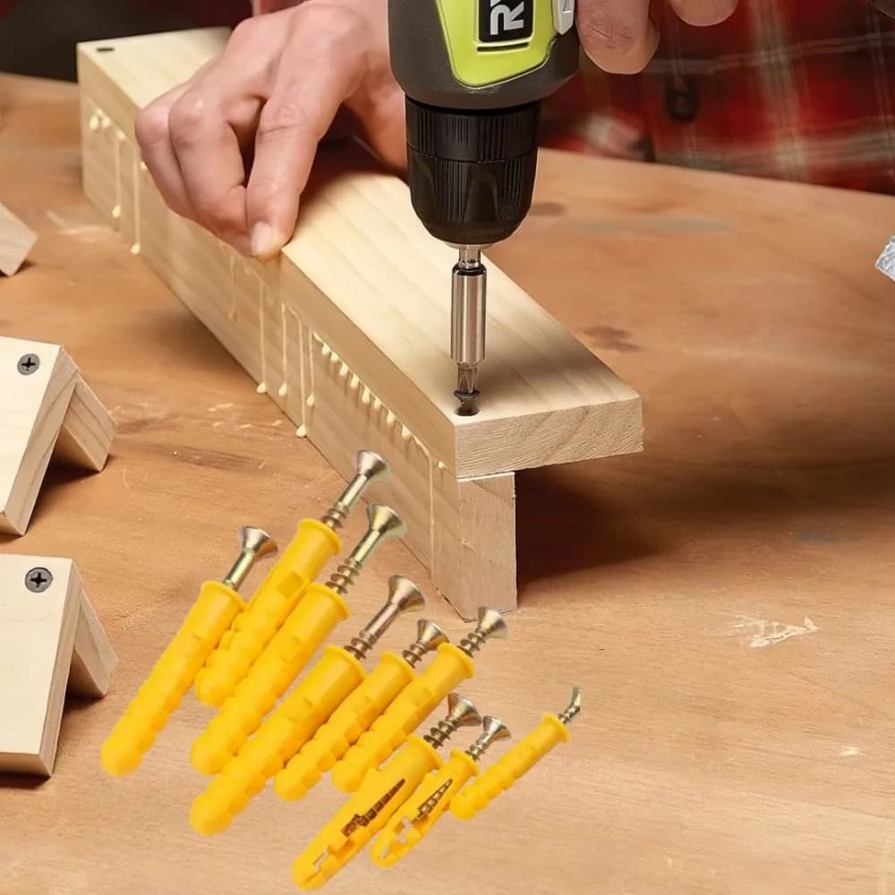 Anti-slicing yellow expansion crate for cement, self-tapping screws, fixing tool for domestic hardware