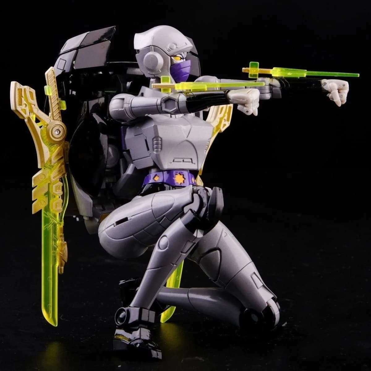 Transformation Nightbird RT-02 Arcee Female Ninja Night Rose KO MP55 Action Figure Trasformabile Robot Scala 1:4 cm Giocattoli per Ragazzi
