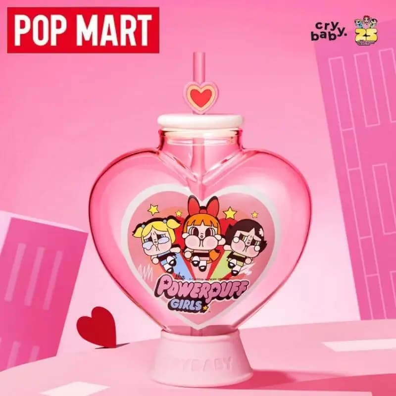 POP MART Crybaby X The Powerpuff Girls Series Love Cup Bottiglia di paglia di vetro Accessori di tendenza Scatola cieca Giocattoli Figura anime Ornamento