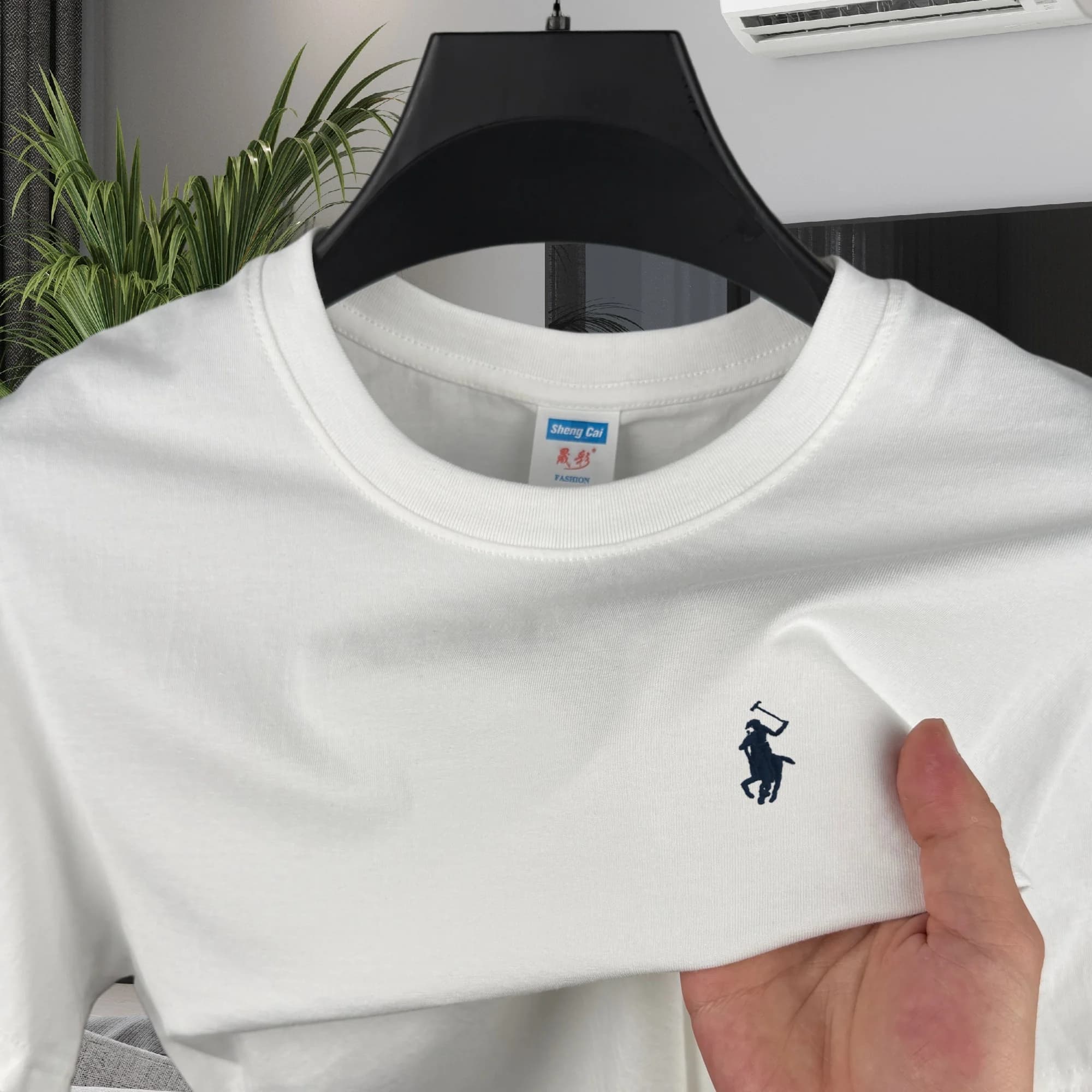 T-shirt da golf da uomo di lusso ricamata con logo, 100% cotone puro, girocollo a maniche corte, collezione estiva 2026, di alta gamma