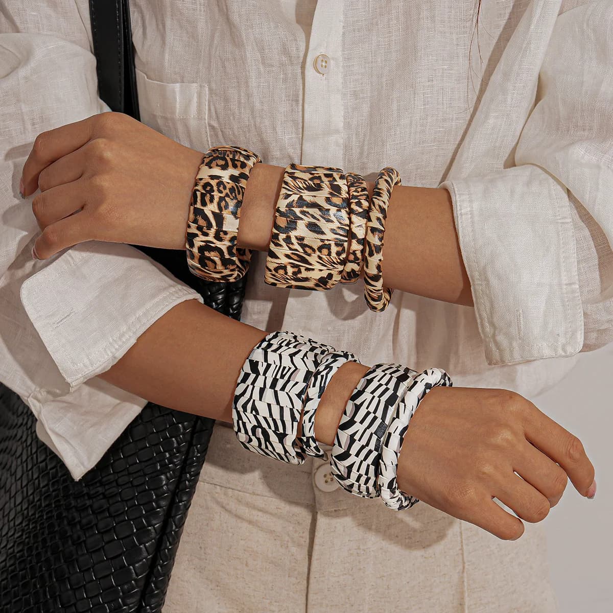Braccialetti con stampa leopardata vintage per donna Bracciale classico alla moda in pelle con stampa zebrata Gioielli di moda a mano di fascia alta Matrimonio B