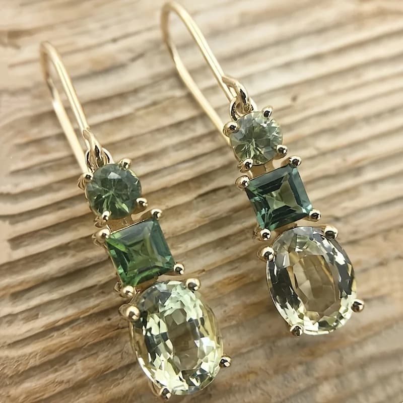 1 pair of premium olive transparent green irregular geometric pendant earrings, elegant and sexy, suitable for women's party vacation or daily gift giving.