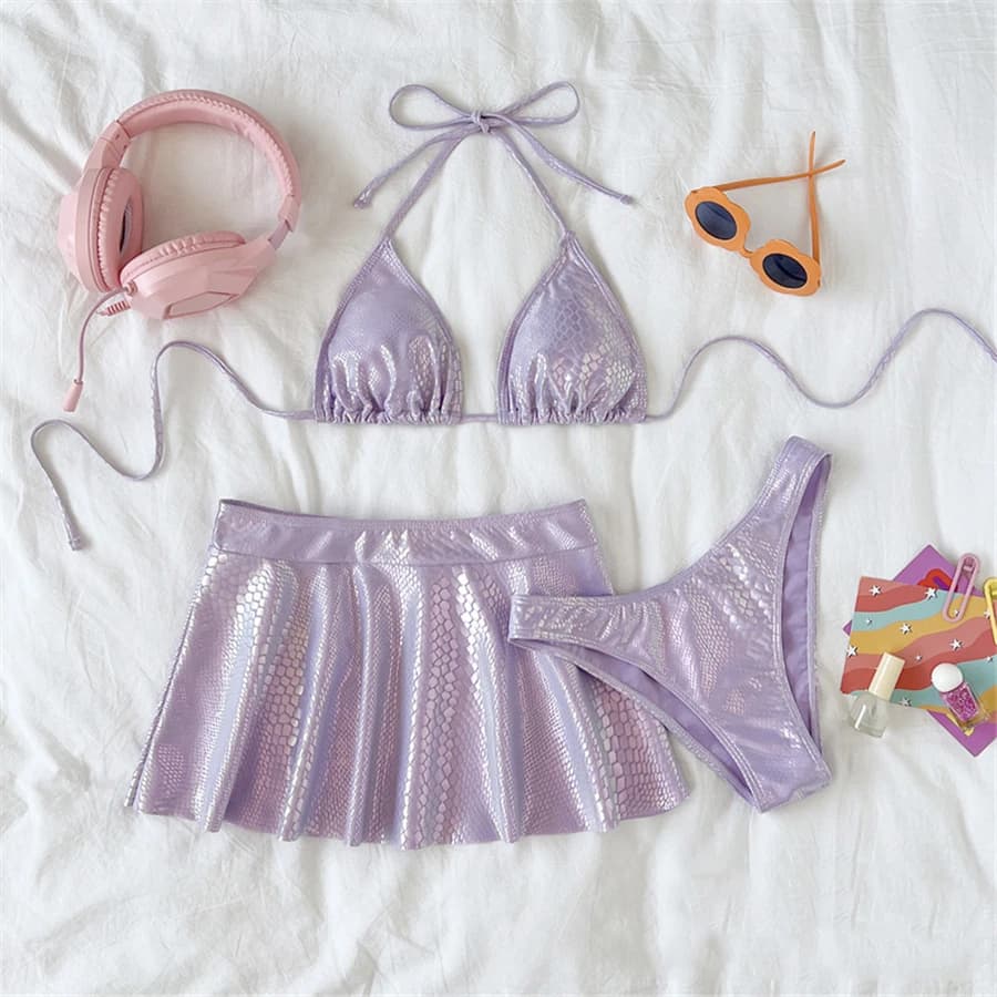Costume da bagno viola chiaro con gonne Coverup String Halter Set bikini 3 pezzi Costume da bagno sexy Costume da bagno donna Bikini Beachwear