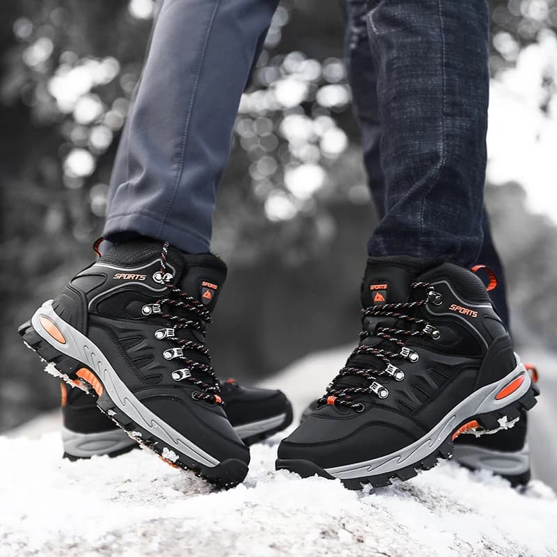 Large Size Outdoor Hiking Boots Men Women Non Slip Lace Up Climbing Winter Black Warm Fur Sneakers Size 42 Trekking Hiking Shoe