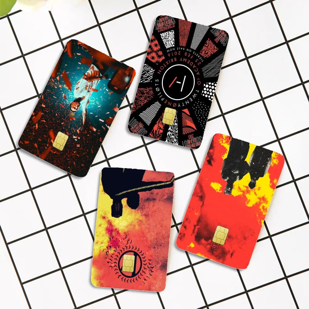 Band T-Twenty O-One P-Pilots Gioco Anime Pellicola adesiva Custodia in pelle per piccola grande senza chip Carta di credito di debito Lato anteriore