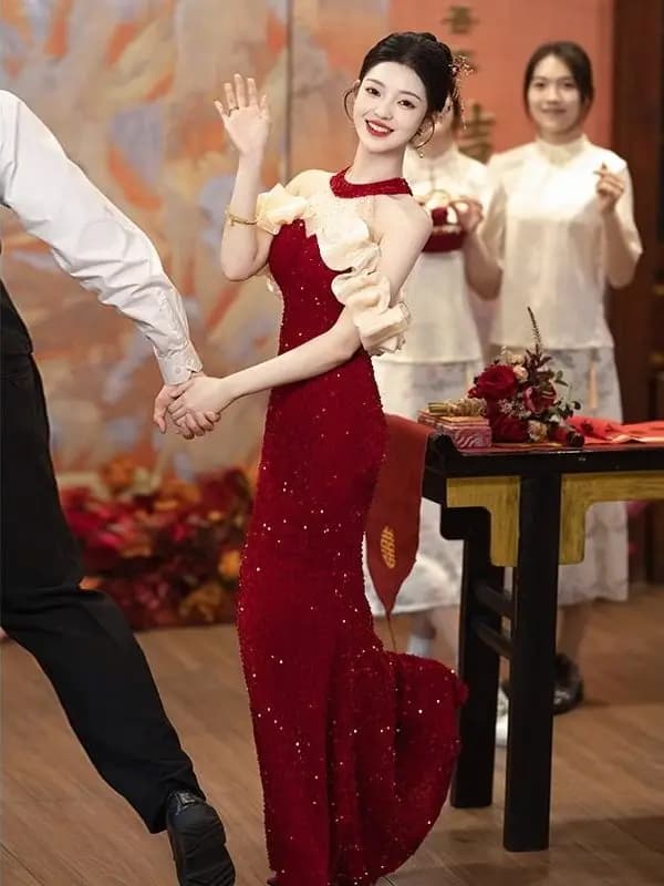 Abito da Sera Rosso Vino per Sposa, Vestito Elegante con Paillettes e Coda a Sirena, Lussuoso Abito da Cerimonia per Fidanzamento e Matrimonio