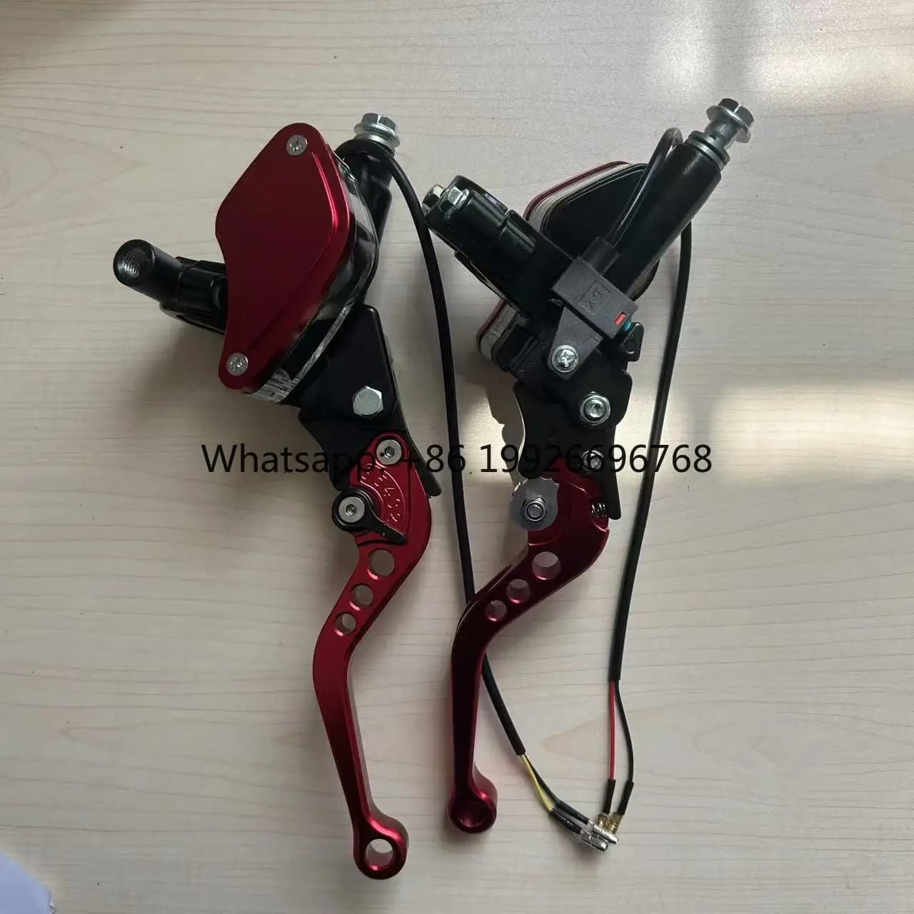 Leva Freno Idraulico 72V 750W per Bici e Veicoli Fuoristrada, Pompa Superiore Regolabile Sinistra e Destra, Freno a Disco con Frizione a Foglia d'Acero