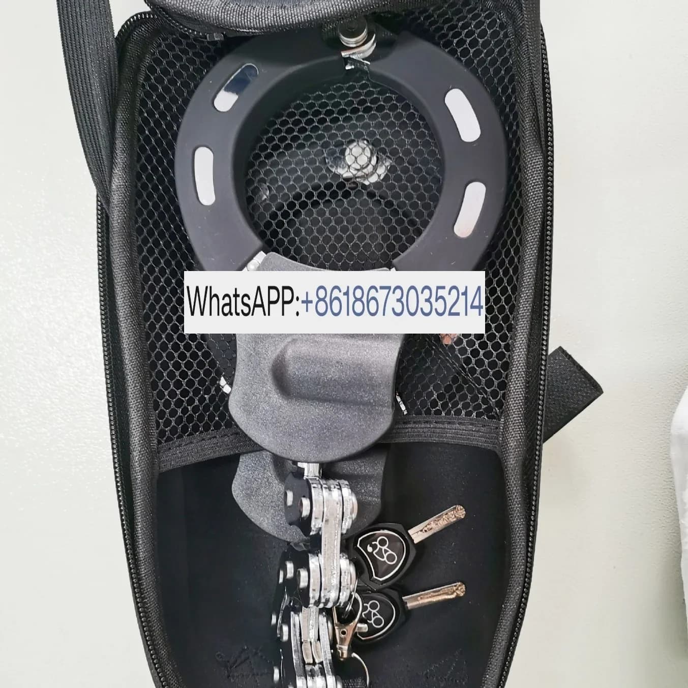 1 pezzo prodotto in Cina, borsa a tracolla con chiusura elettrica a catena