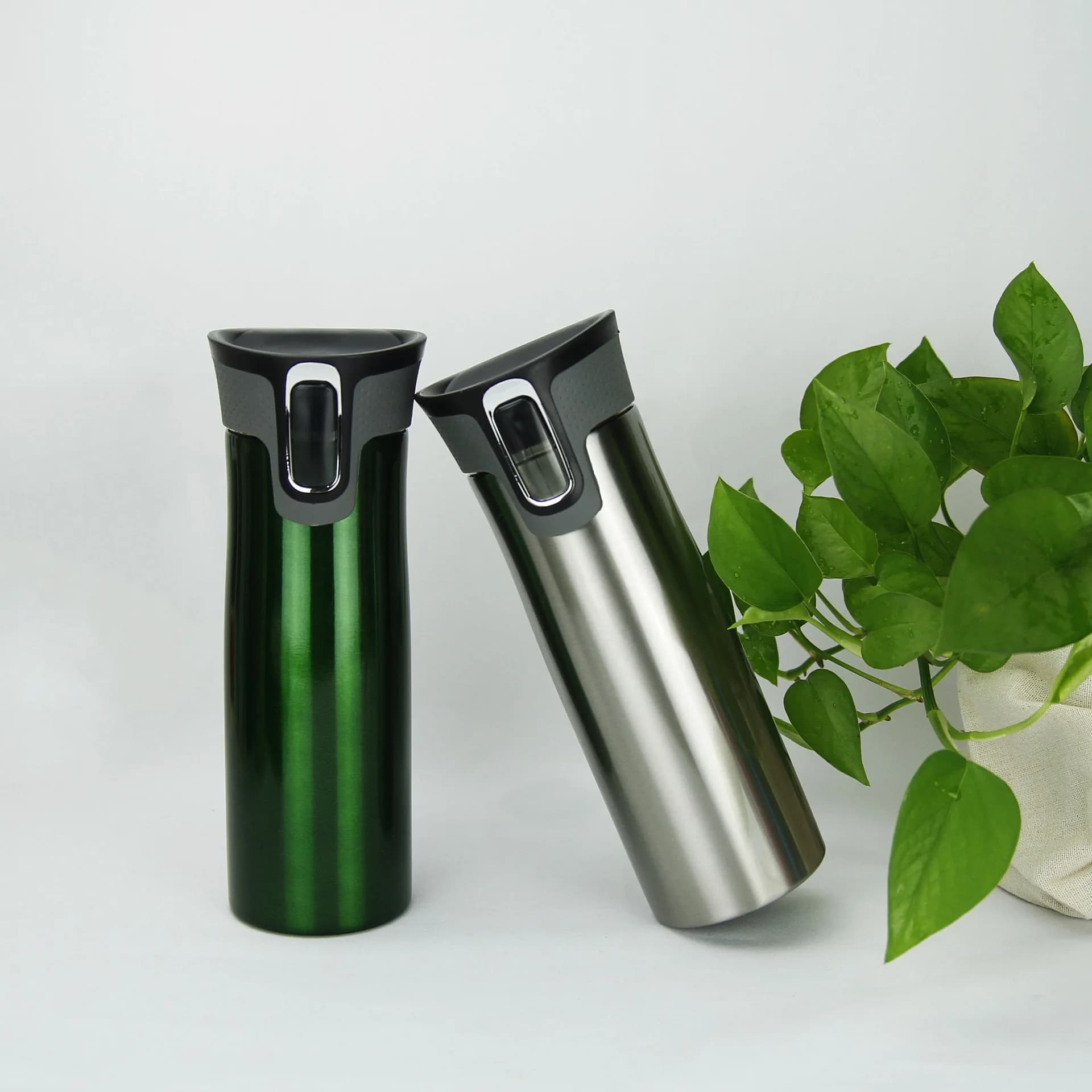 Tazza Termica in Acciaio Inox da 500ML con Apertura a Pressione, Doppia Parete Isolata Sottovuoto, per Auto e Ufficio, Regalo di Alta Gamma