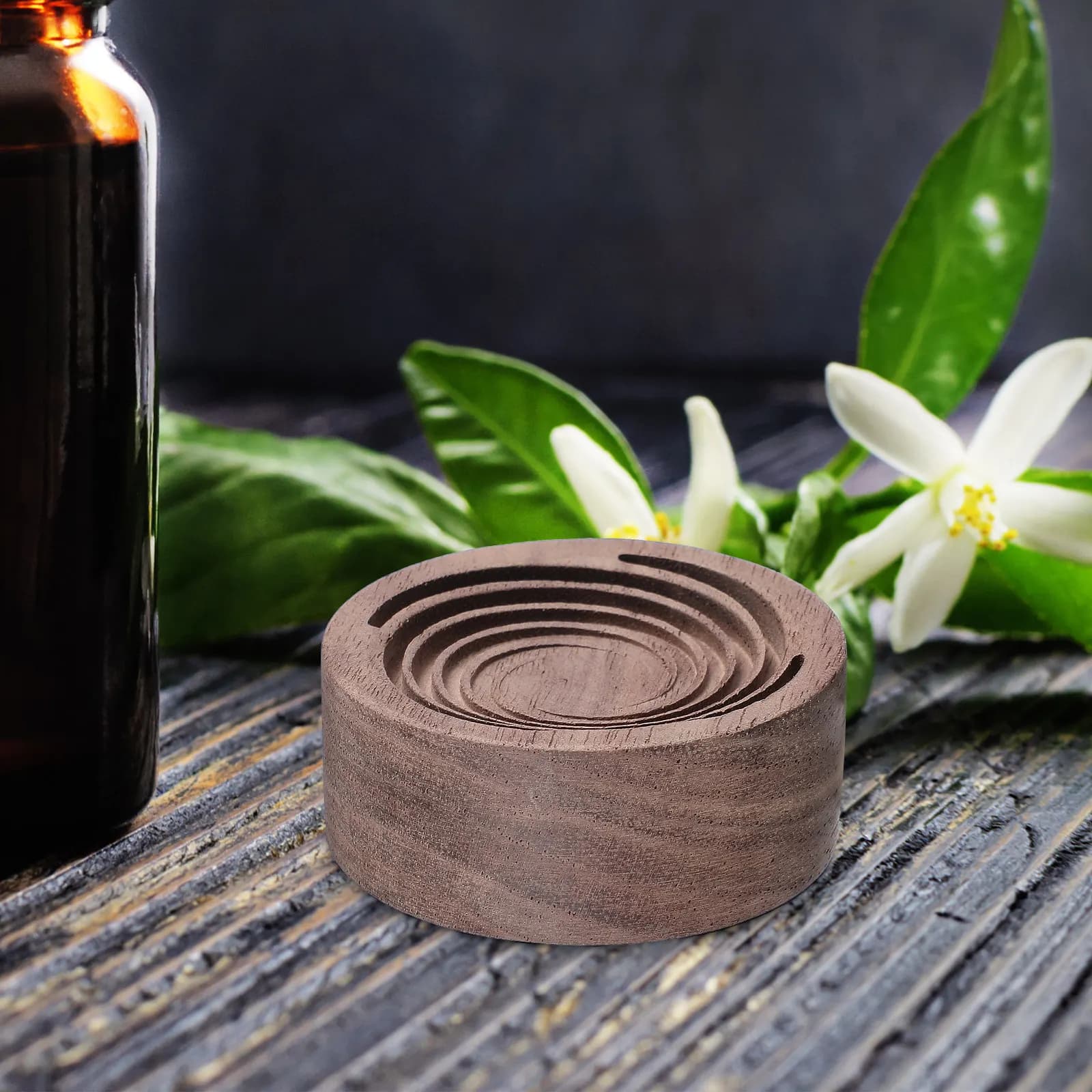 Wooden Essential Oil Diffuser Elegant Round Aroma Diffuser for Car Coffee Shop Household Office Yoga Studio Natural Wood