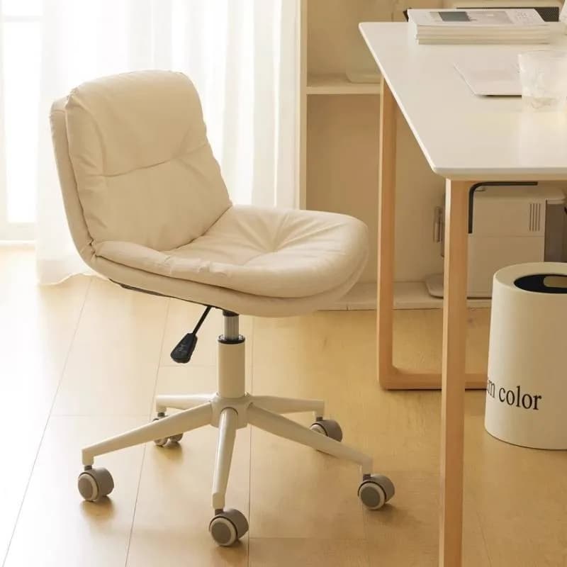 Luxury Wheels Office Chair Beige Elegant Comfy Designer Modern Gaming Chairs Ergonomic Conference Chaise De Bureau Furniture