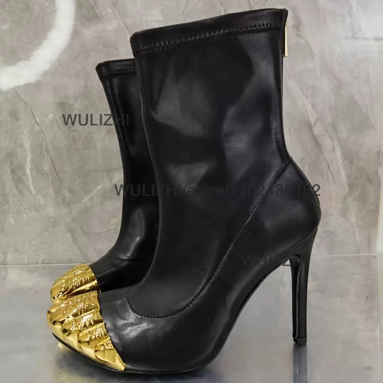 Stivaletti con punta a cinque dita lucidi dorati stivaletti da donna con tacco a spillo in pelle elasticizzata con lucentezza metallica passerella sportiva stivaletti estivi con polpaccio Bling