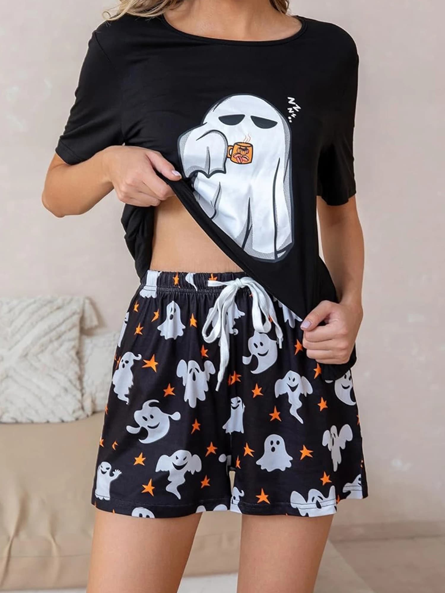 Women's Halloween Costume 2-piece Set Lovely Short Sleeved Printed T-shirt Shorts Seating Clothing For Autumn