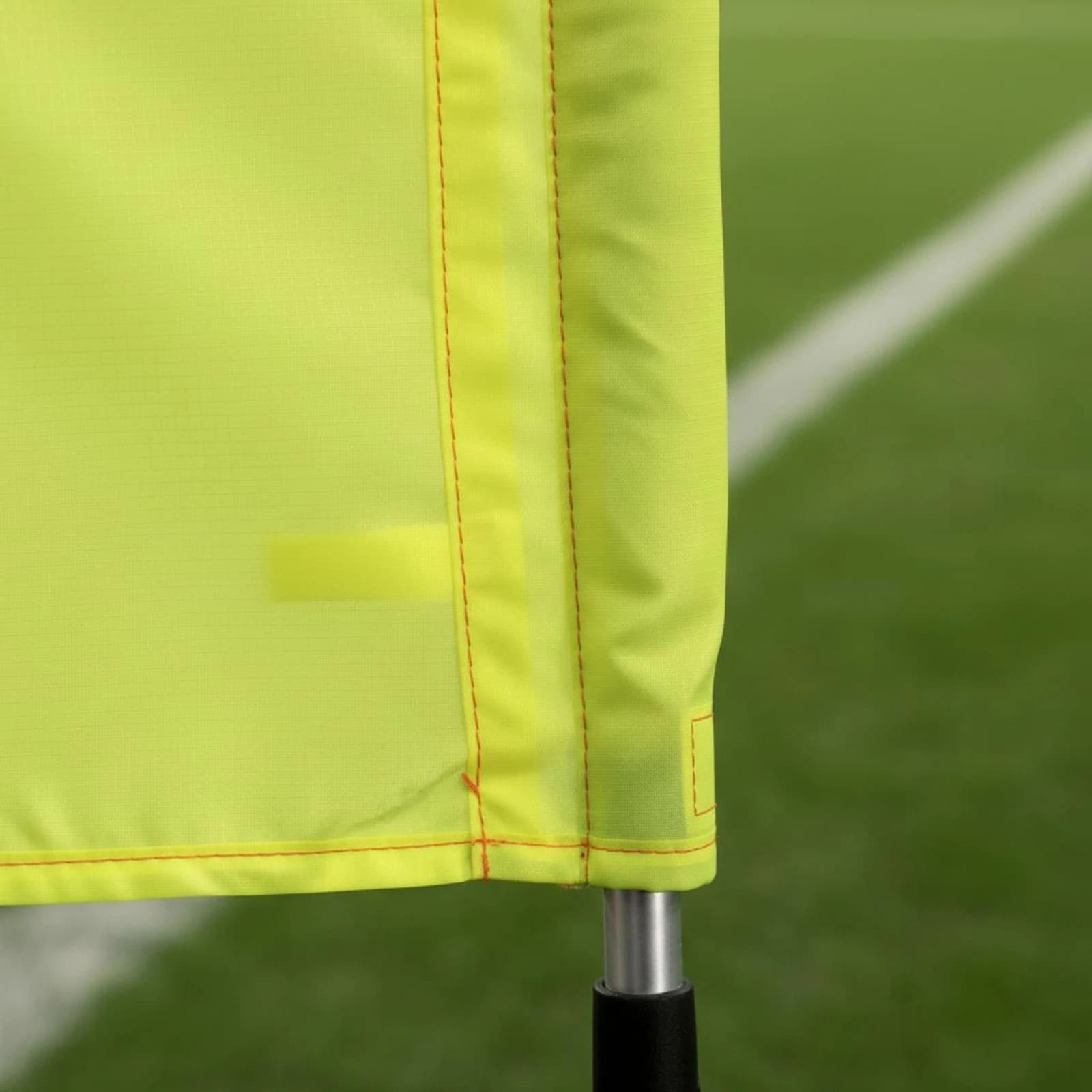 2 Pieces Football Linesman Flag Kit High Visibility Linesman Flag Sports Equipment Double Color Waterproof for Training