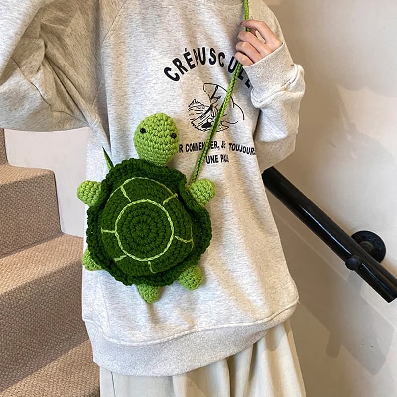 Borsa per tartaruga lavorata a maglia a forma di cartone animato Borsa a tracolla diagonale con tracolla per tartaruga genitore figlio carina Portafoglio per tessitura con gancio fatto a mano