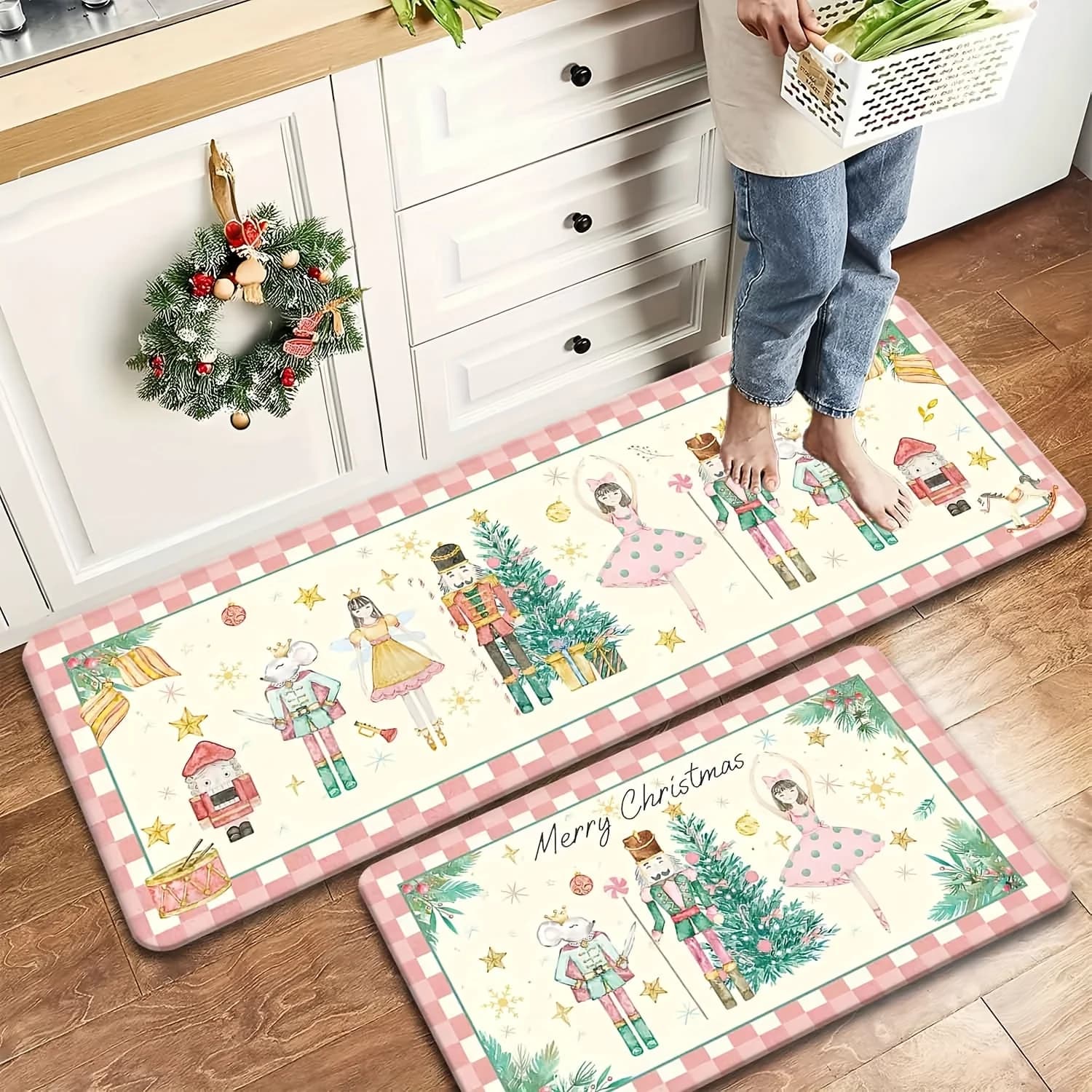 Set di 2 Tappetini da Cucina Schiaccianoci Rosa, Antiscivolo, Lavabili, per Lavello, Corridoio, Yoga, Decorazione Natalizia