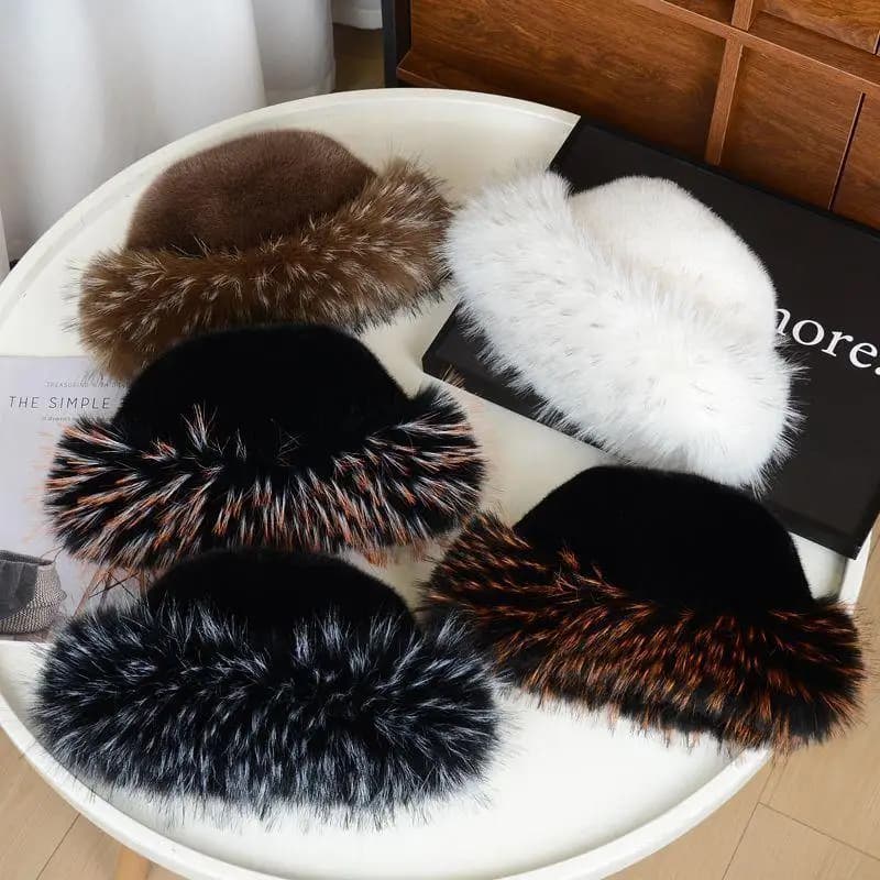 Cappello da pescatore invernale in peluche per donna, cappello con protezione per le orecchie in pelliccia spessa e soffice, cappello Panama antivento e caldo.