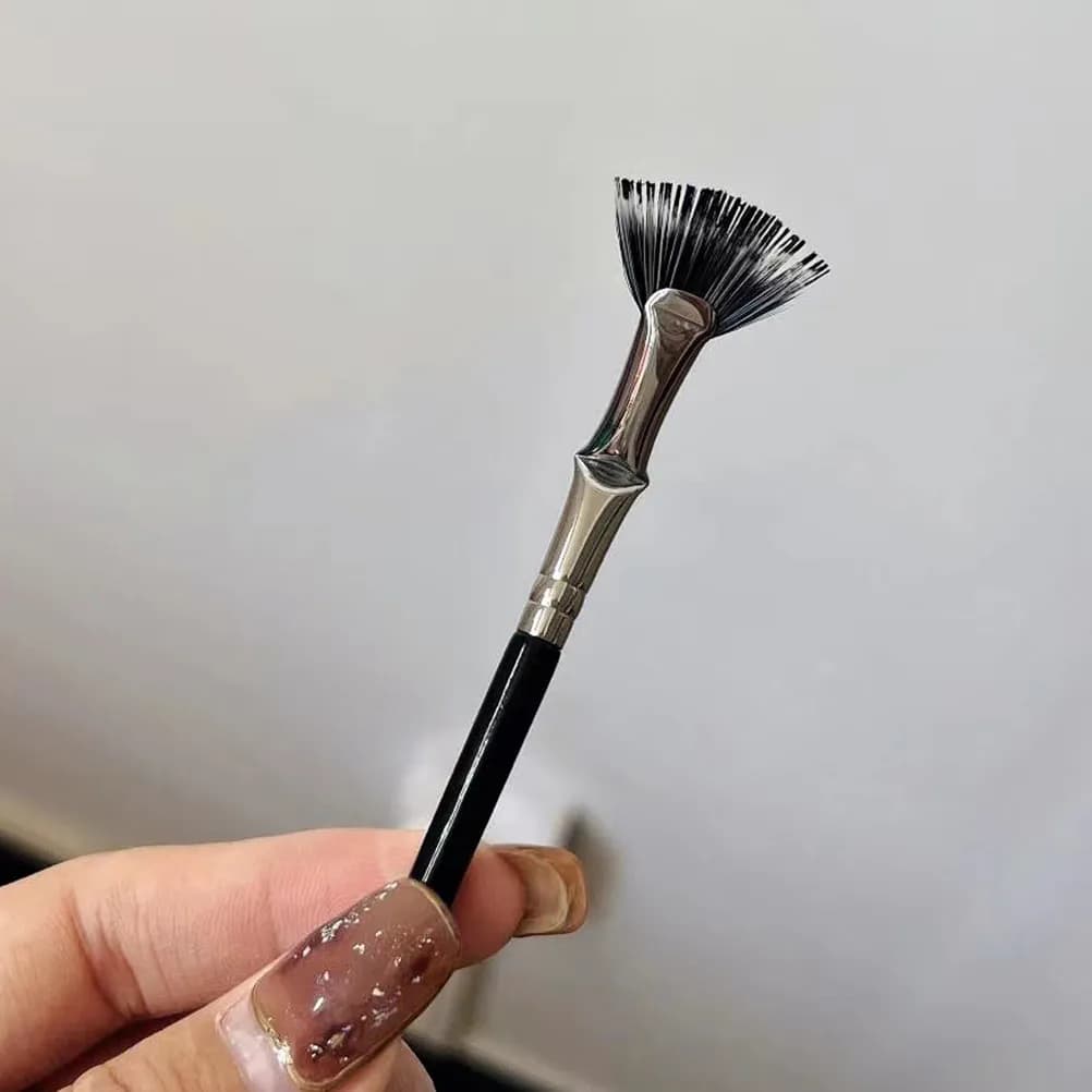 Pennello per Ciglia Leggero a Forma di Ventaglio, Applicatore per Mascara Naturale, Strumento Essenziale per il Trucco Occhi