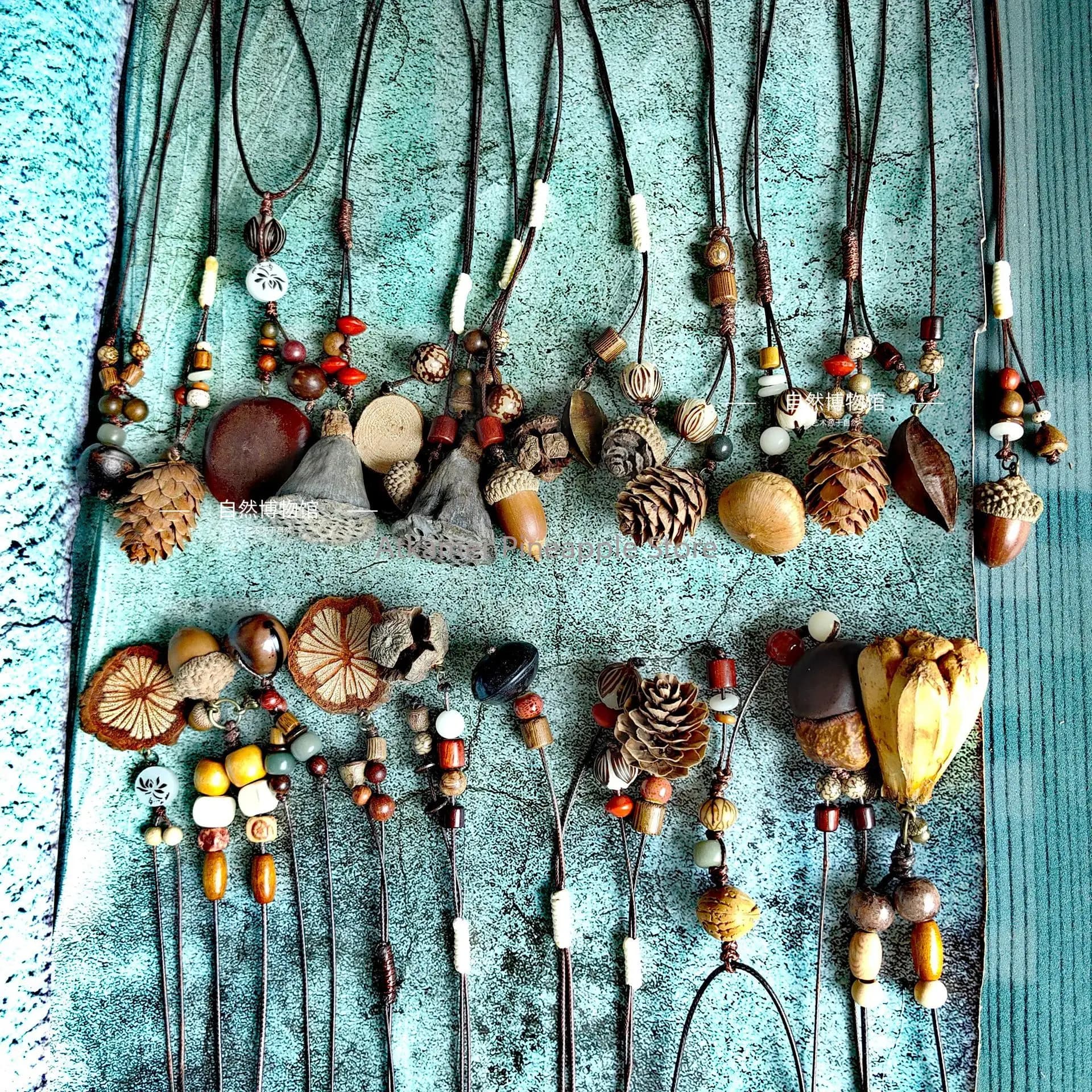 Catena per maglione di piante e frutta secca in stile foresta di ghiande, accessorio lungo, collana intrecciata a mano per uomo e donna