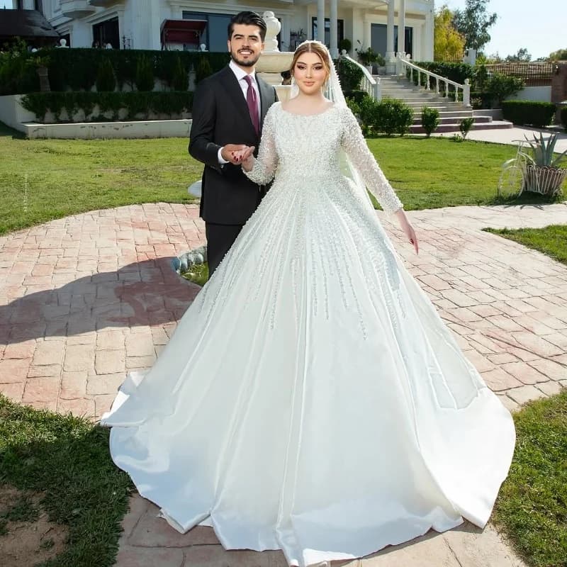 Luxury Wedding Dresses Long Sleeve Ball Gown Church Princess Bride Dress Sequined Beading Sweep Train Bridal Gown Customized