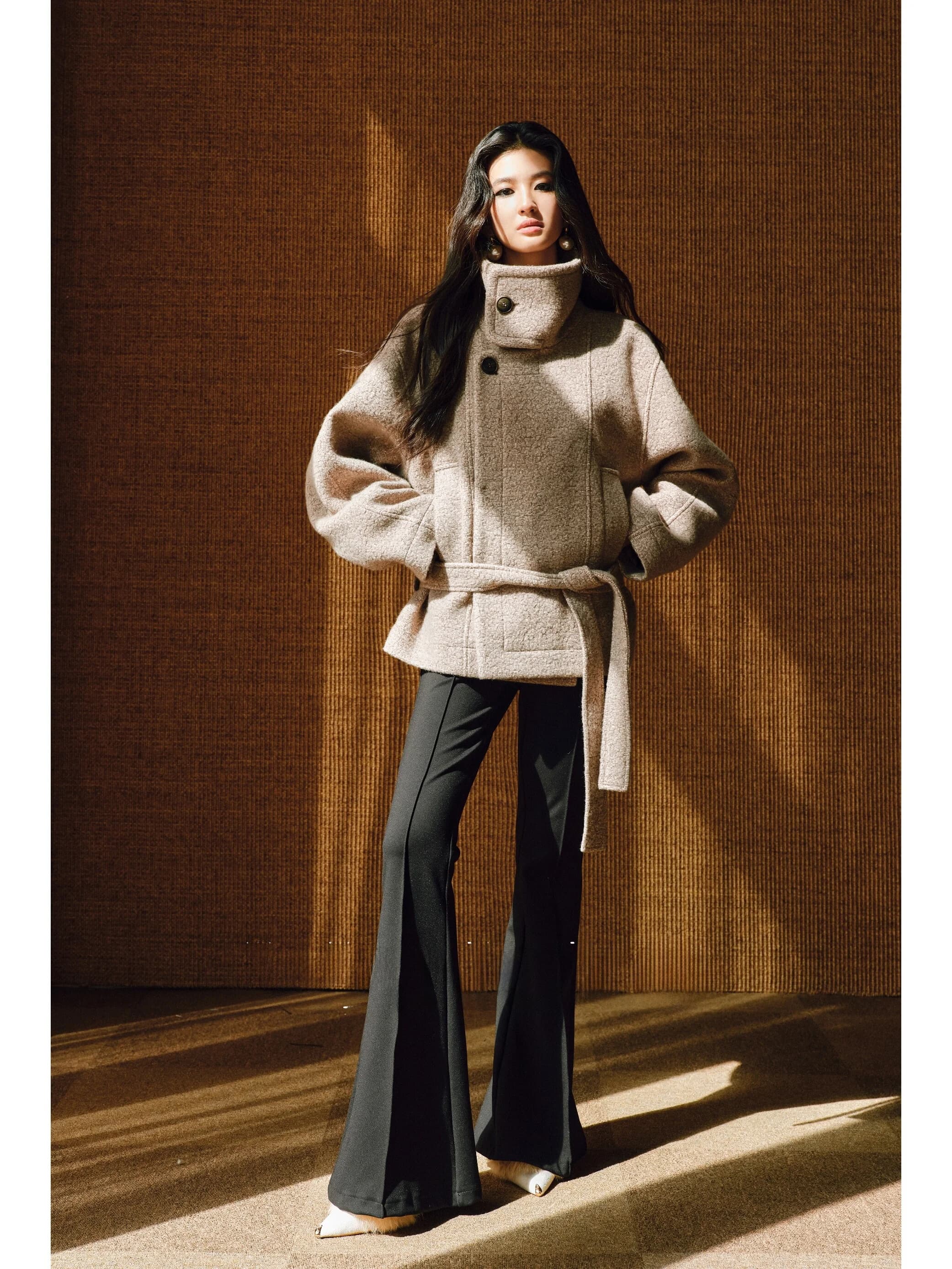 Cappotto Corto in Lana Wangxo, Tessuto in Lana Merino, Collo Alto, Design con Cintura in Vita, Stile Elegante da Donna, Spesso per l'Inverno