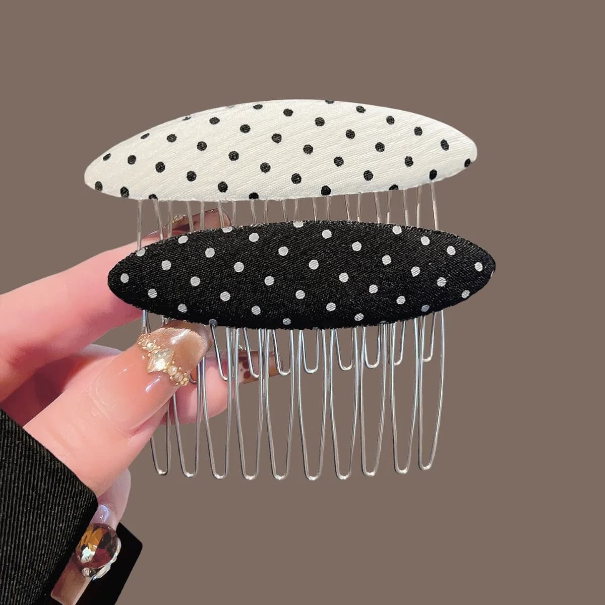 Japanese and Korean style hair clips, bangs combs inverted hair clips toothed hairpins anti-slip hair clips and updo hair clips