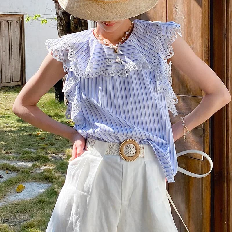 Camicetta casual da donna a righe blu e bianche senza maniche, stile francese, con colletto ricamato con volant