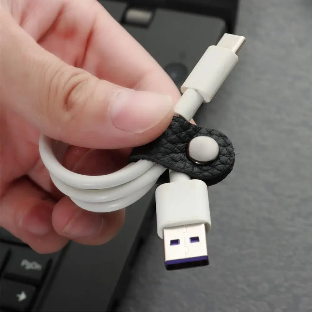 1Pcs Cute Earphone Cord Winder Charger Cable Protector Cord Organizer Cable Winder Cable Management Winder Tie