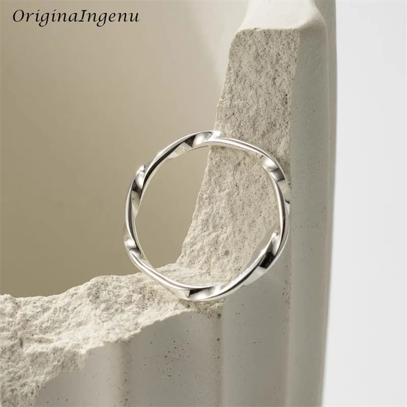Anello Mobius in vero argento 925 Anello di avvio fatto a mano Gioielli minimalisti Gioielli resistenti all'appannamento Anello da donna Boho