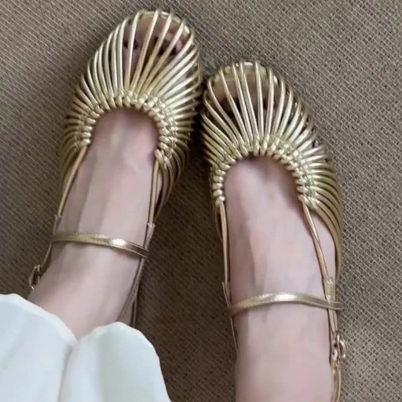 New 2026 French Round Toe Woven One Buckle Strap Block Heel Summer Low Heel Wrapped Toe Sandals